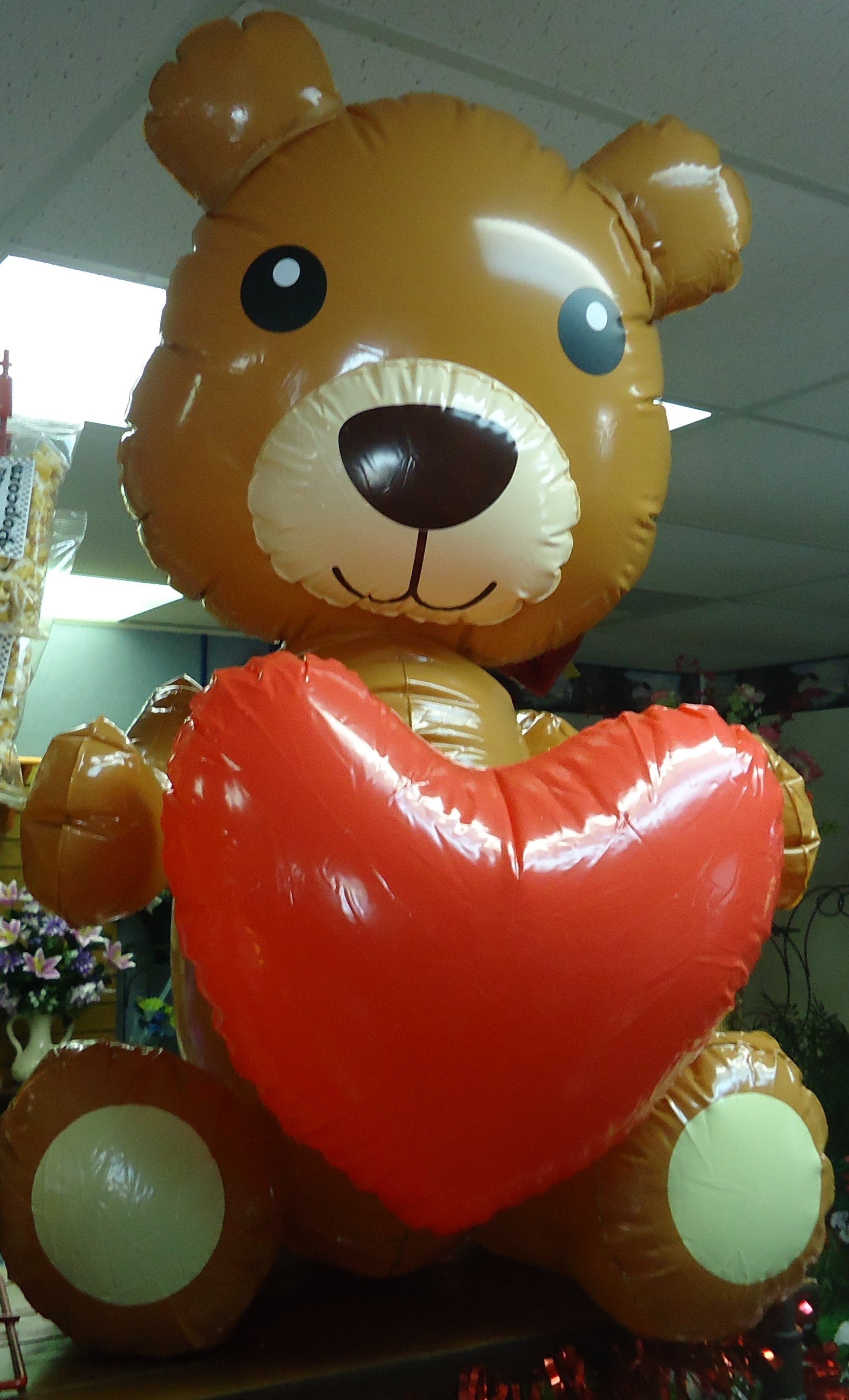 &quot;Large&apos; Air-Filled Bear W/Heart
$35.00