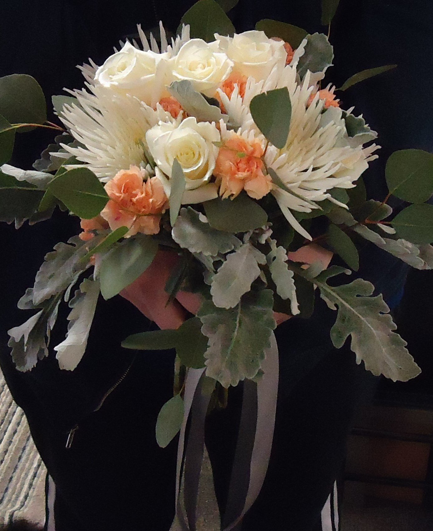 &quot;Fresh&quot; Handtied Bouquet
(Peach &amp; White)
$175.00