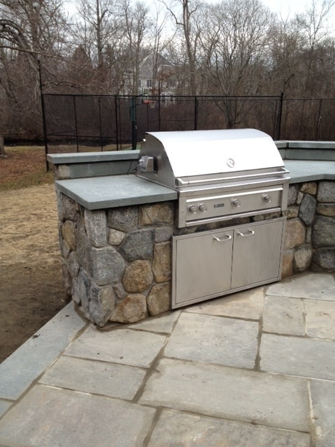Outdoor Kitchen