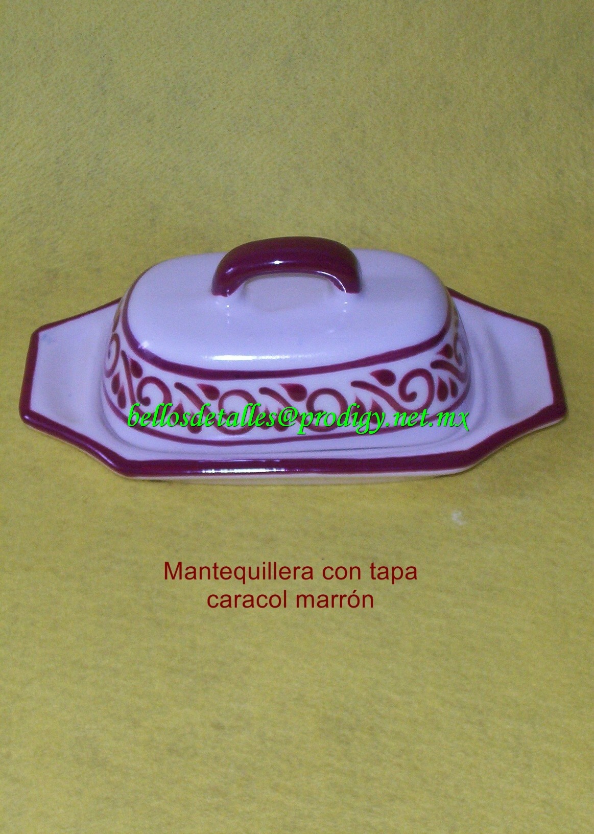 https://0201.nccdn.net/1_2/000/000/10b/d0d/Mantequillera-con-tapa-caracol-marr--n-1163x1632.jpg