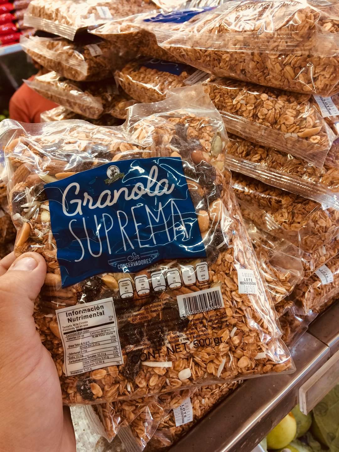 https://0201.nccdn.net/1_2/000/000/10c/920/granola.jpg