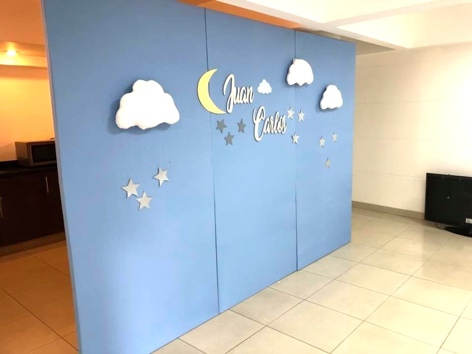 Altura 2.20m X 1.04m
Tapizada Azul Claro
$ 60.000
Precio unitario por modulo
Imagen referencial de 3 módulos
(SE ADAPTA AL COLOR QUE GUSTE)