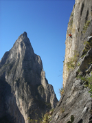 https://0201.nccdn.net/1_2/000/000/10c/edb/monterrey-018.jpg