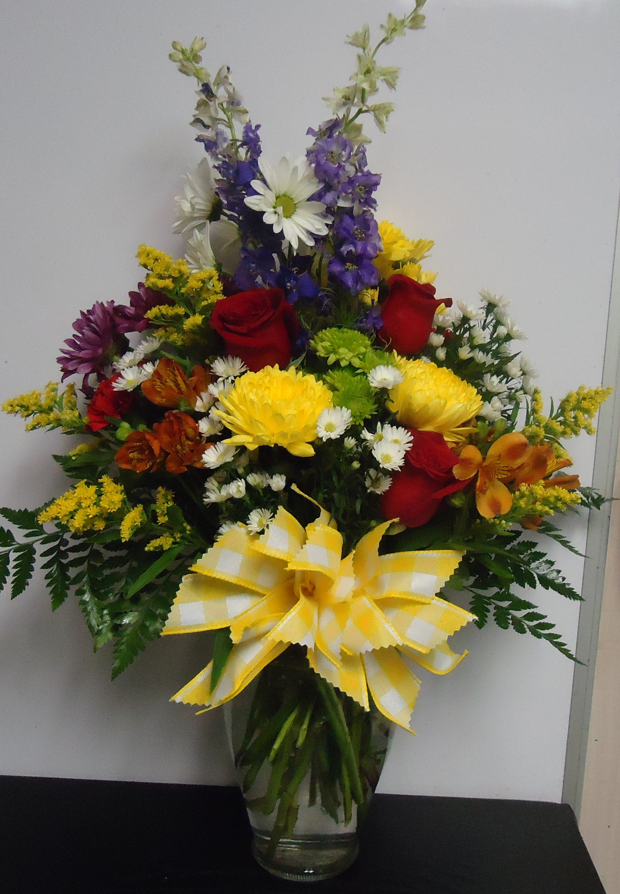 (11)   "Designers Choice"
Fresh Mix Vase
$80.00
