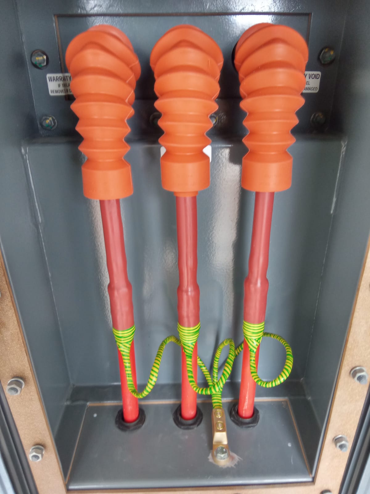 https://0201.nccdn.net/1_2/000/000/10e/147/high-voltage-terminations-.jpg