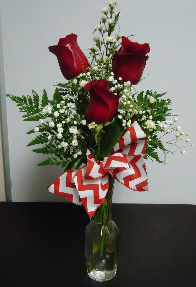 (8) "Three" Rose Vase
$32.50