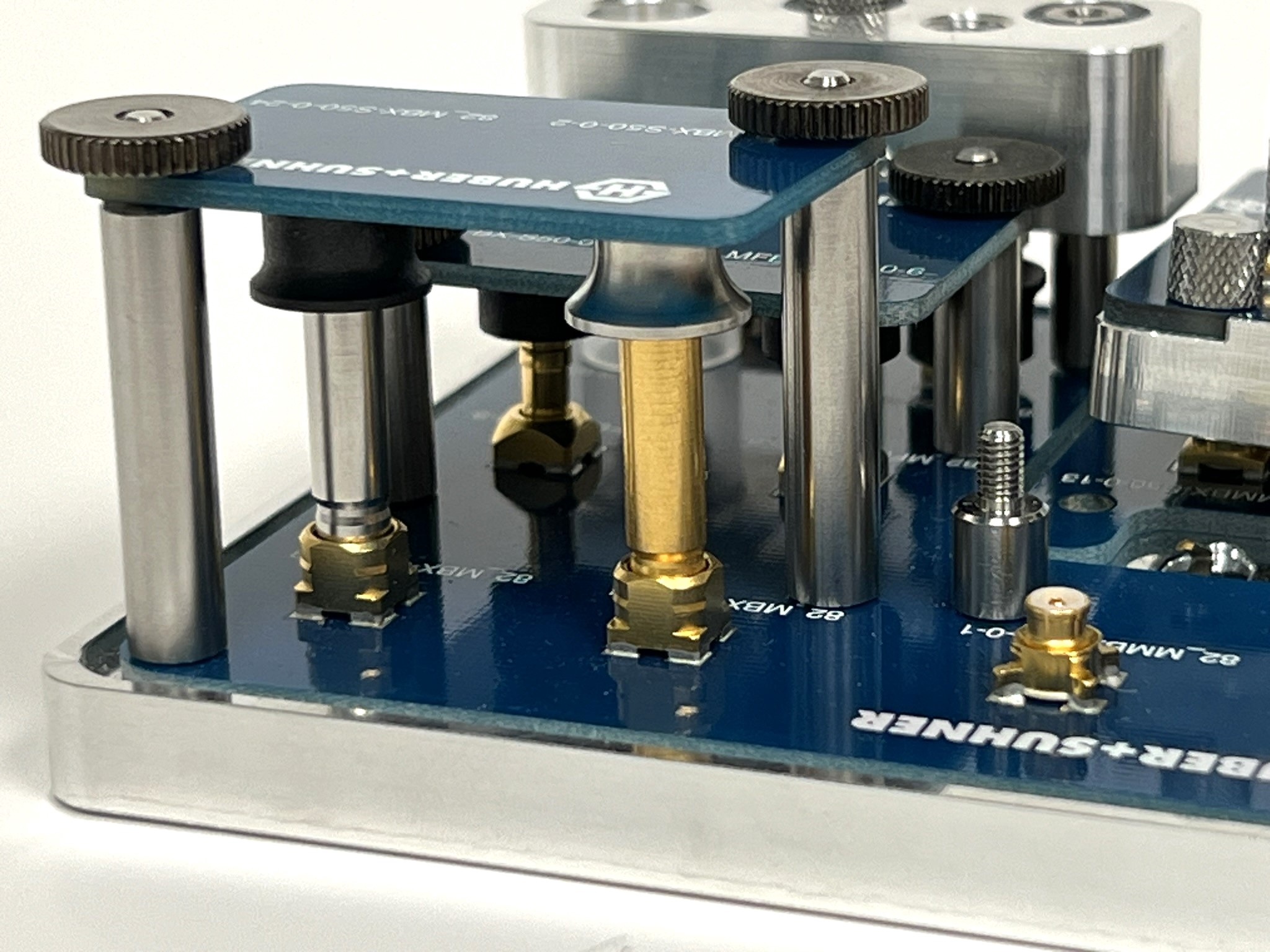 Board to Board, Huber+Suhner