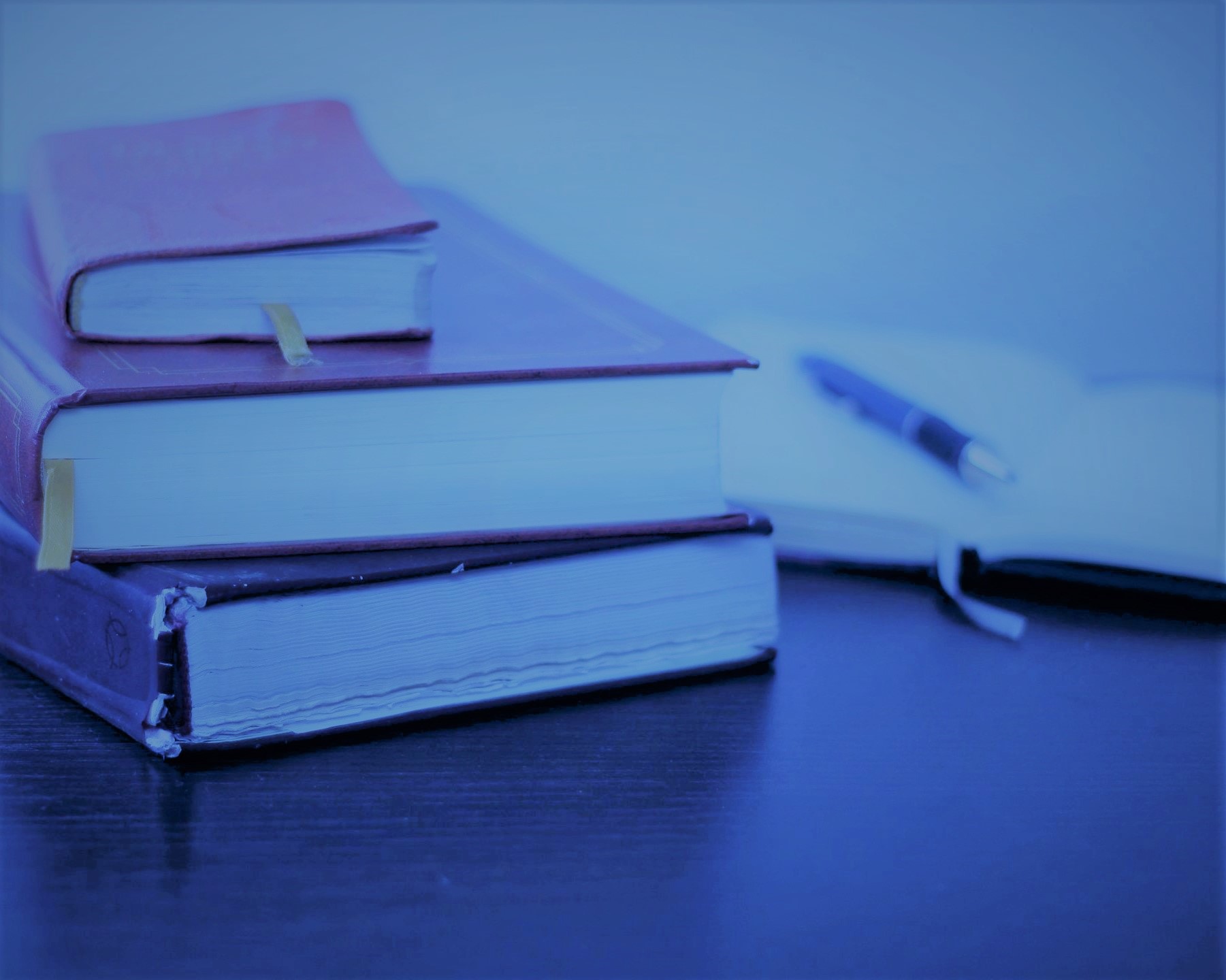 Elderly couple sitting near the sea