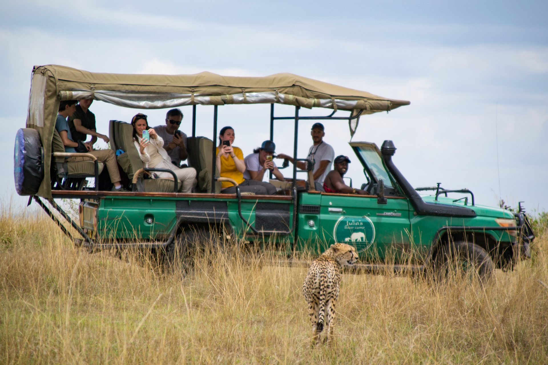 https://0201.nccdn.net/1_2/000/000/110/e13/africa1.jpeg