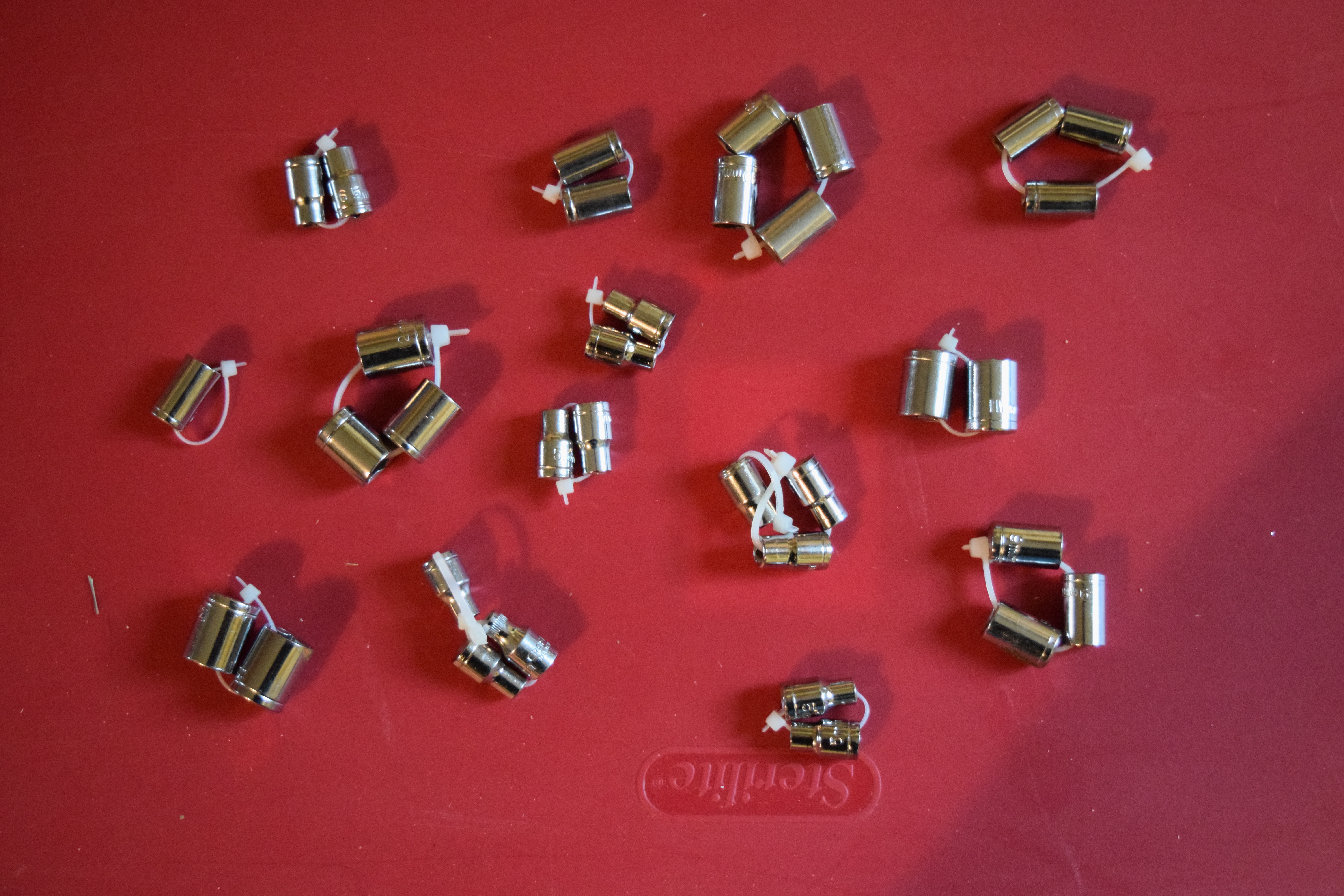 1/4" Drive Metric Sockets (4mm x3, 4.5 x2, 5 x2, 5.5 x2, 6 x3, 6.5 x2, 7 x2, 7.5 x1, 8 x3, 9 x3, 10 x3, 11 x3, 12 x3, 13 x2)