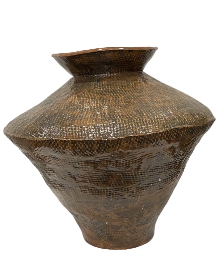 Brown/Citrine Vase
Ceramic
16"
$125.