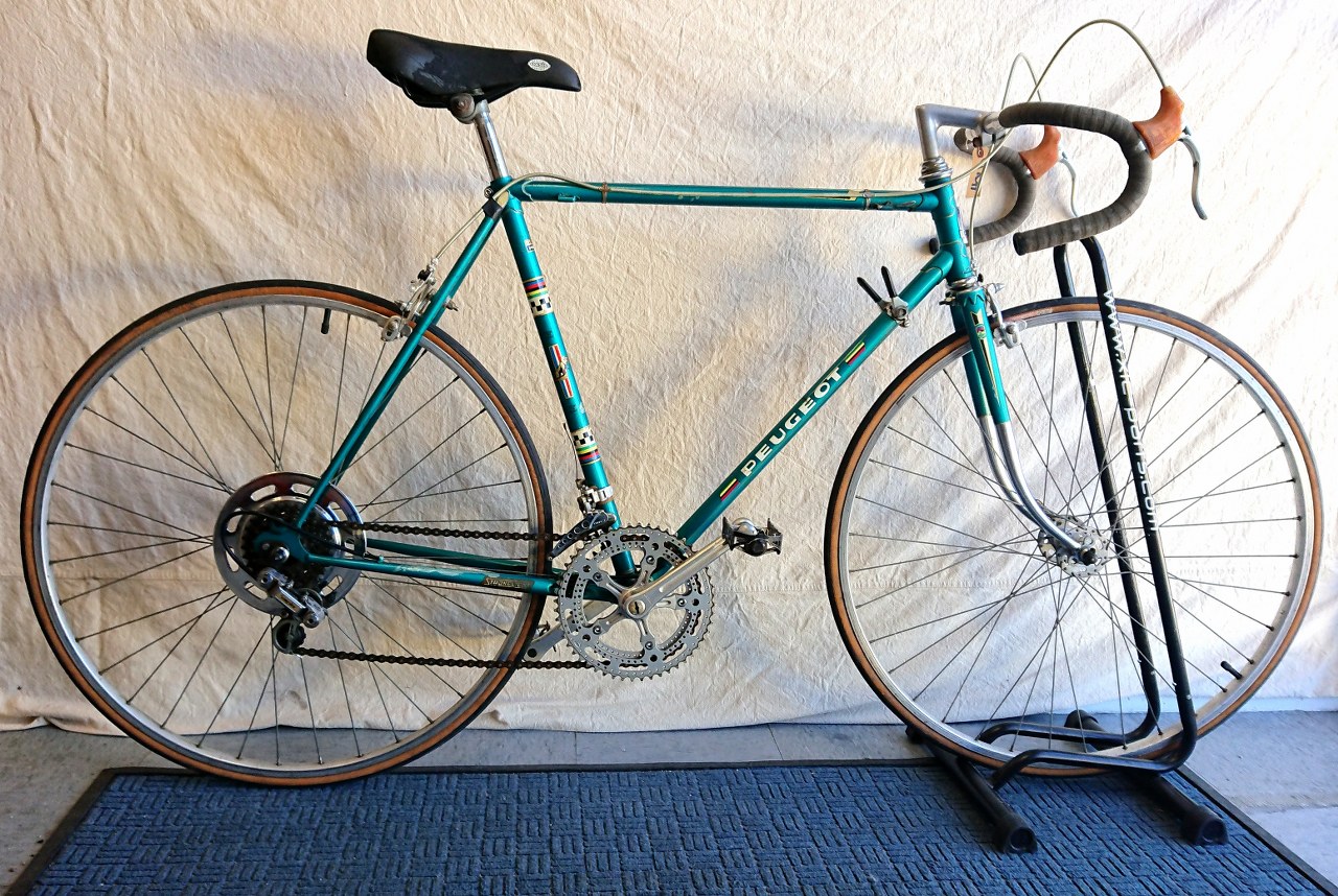 Peugeot UO10
Frame: 58cm  L
Rider Height:  (5'9-6'0)
Drivetrain: Simplex Criterium 10spd 
$499.00