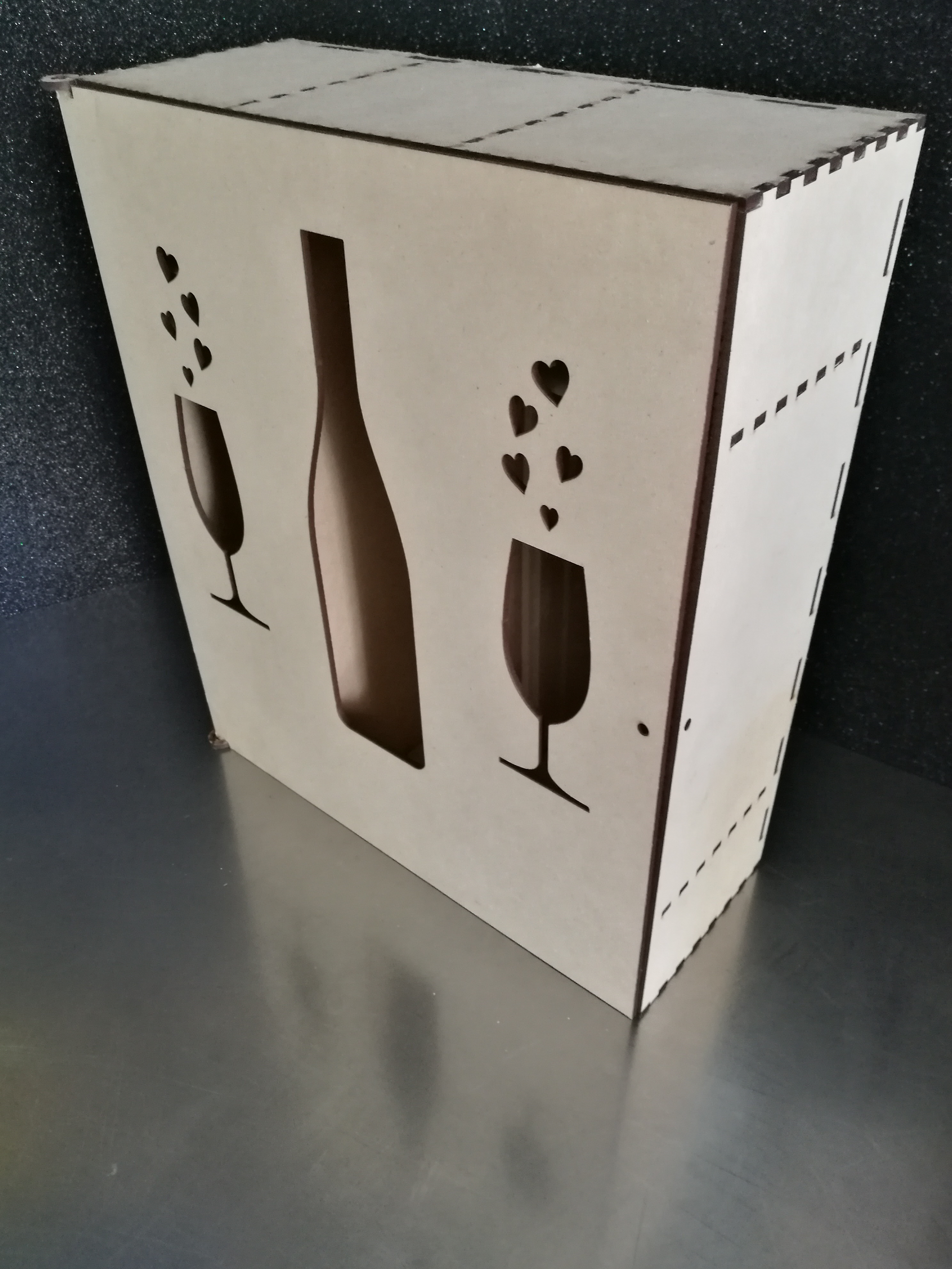 Caja con Tapa
24 x 18 x 11 cm $150.00