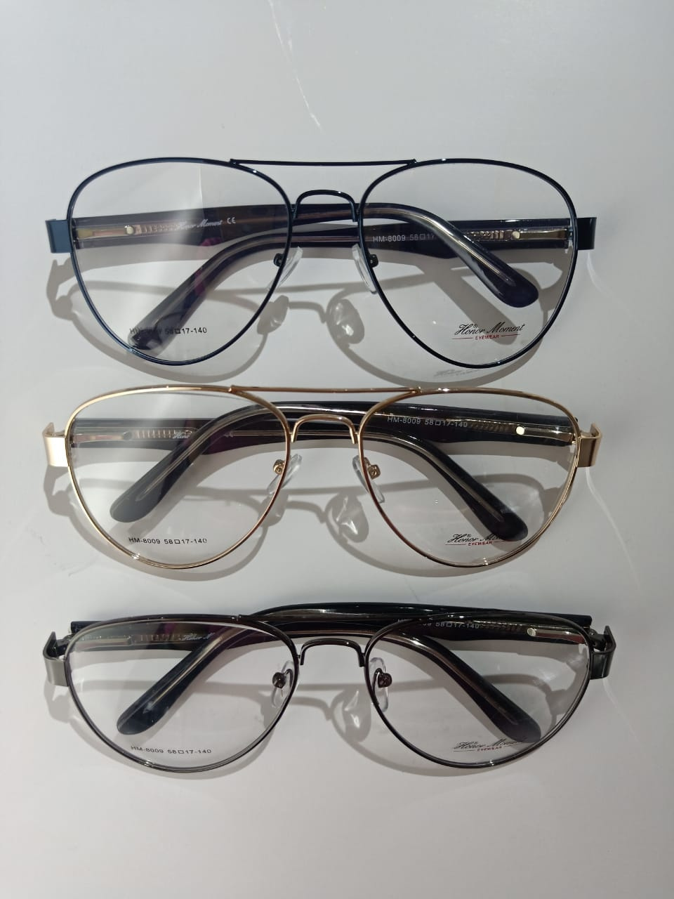 Modelo: HM-8009
Colores: Gris, Dorado y Cafe