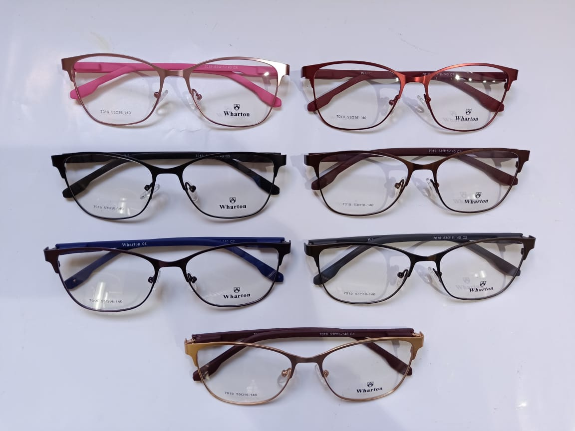 Modelo: 7019
Colores: Rojo, Rosa, Azul, Gris, Negro, Dorado y Cafe