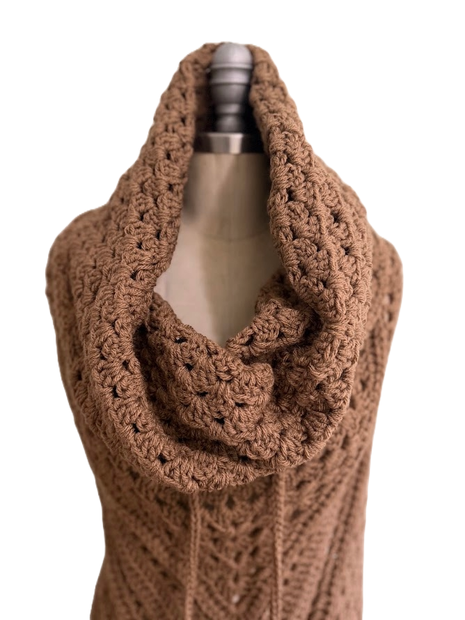 https://0201.nccdn.net/1_2/000/000/115/033/hooded-cowl-triangle-scarf-880.png