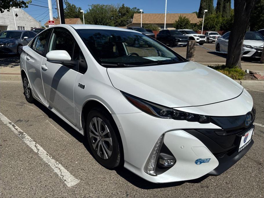 2021 Toyota Prius Prime Limited Hatchback 4D
Miles: 87,874
Drive: FWD
Trans: Automatic, ECVT
Engine: 4-Cyl, Hybrid, 1.8 Liter
Exterior: White
Interior: Black
Stock: 1728
VIN: JTDKAMFP3M3173842