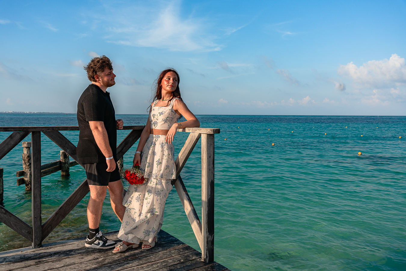 https://0201.nccdn.net/1_2/000/000/115/f65/romantic-proposal-in-cancun-sunset--riu-palace-las-americas-canc.jpg