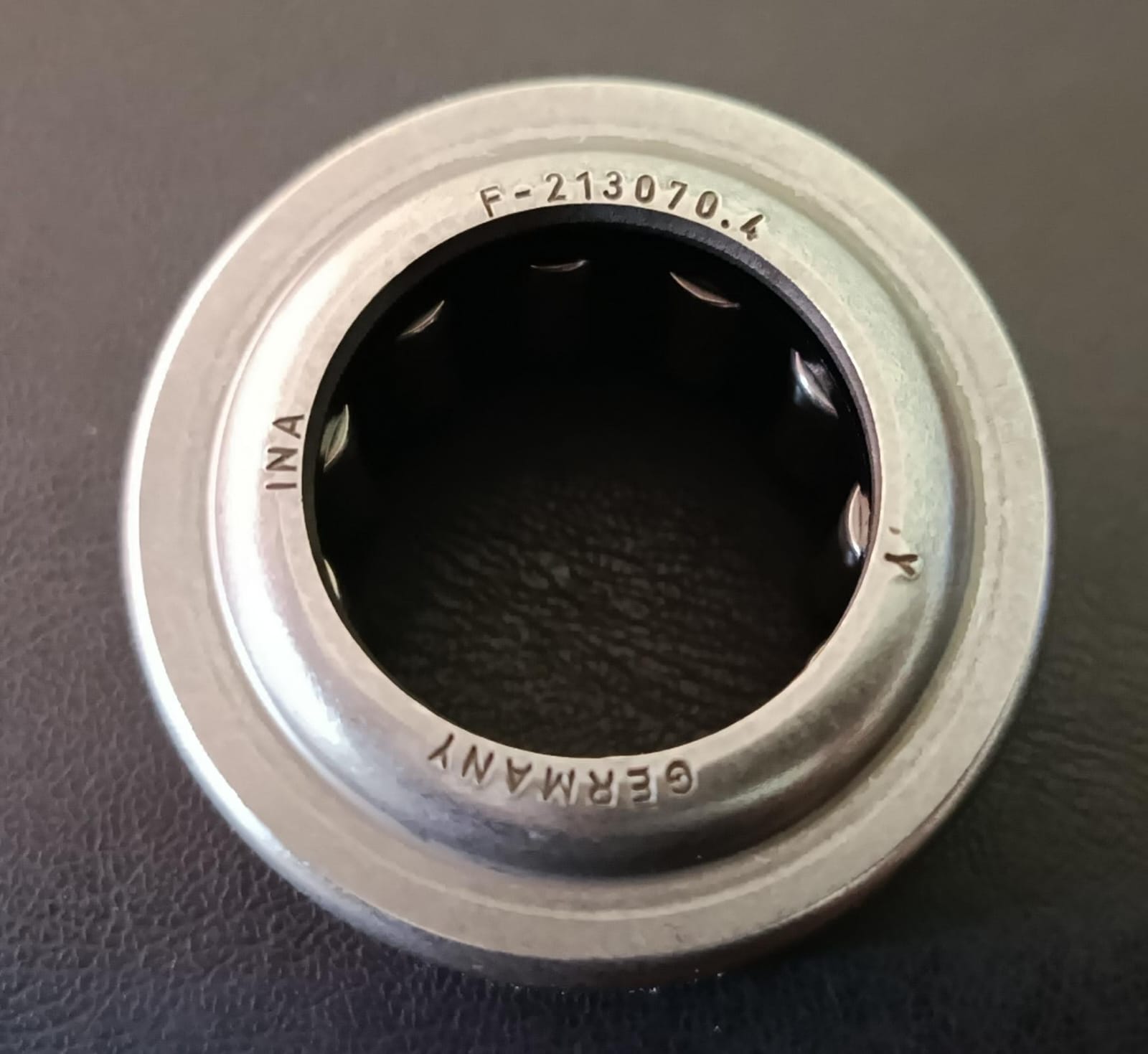 CHEVI, CORSA  
RODILLO PIÑON 
25MM
INA
$1050
