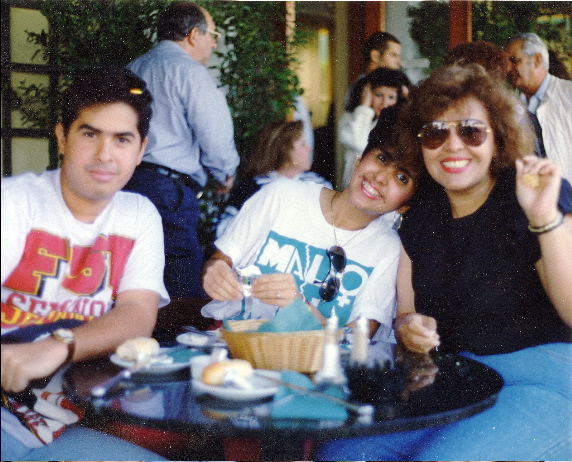 Rony, Isis y Mami en Miami. Foto tomada por Javier Garcia