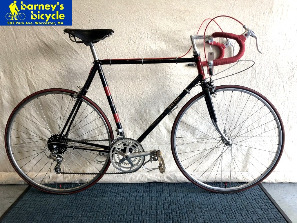 Motobecane Grand Record
Frame: 58cm LG
Rider Height: (5'9-6')
Drivetrain: Campy Rally Triple 15spd
$649.00