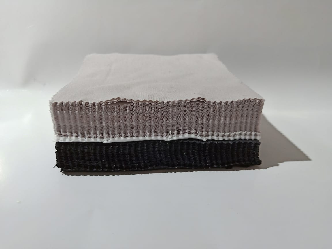 Colores: Negro, Gris y Blanco