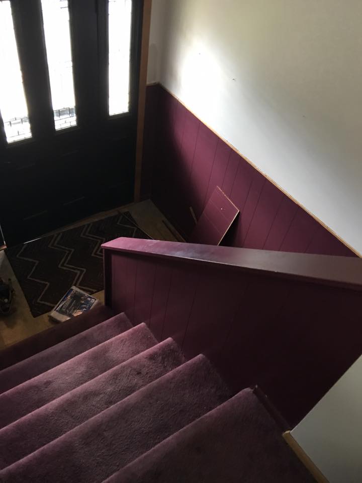 https://0201.nccdn.net/1_2/000/000/118/9c8/carpet-stairs-before.jpg