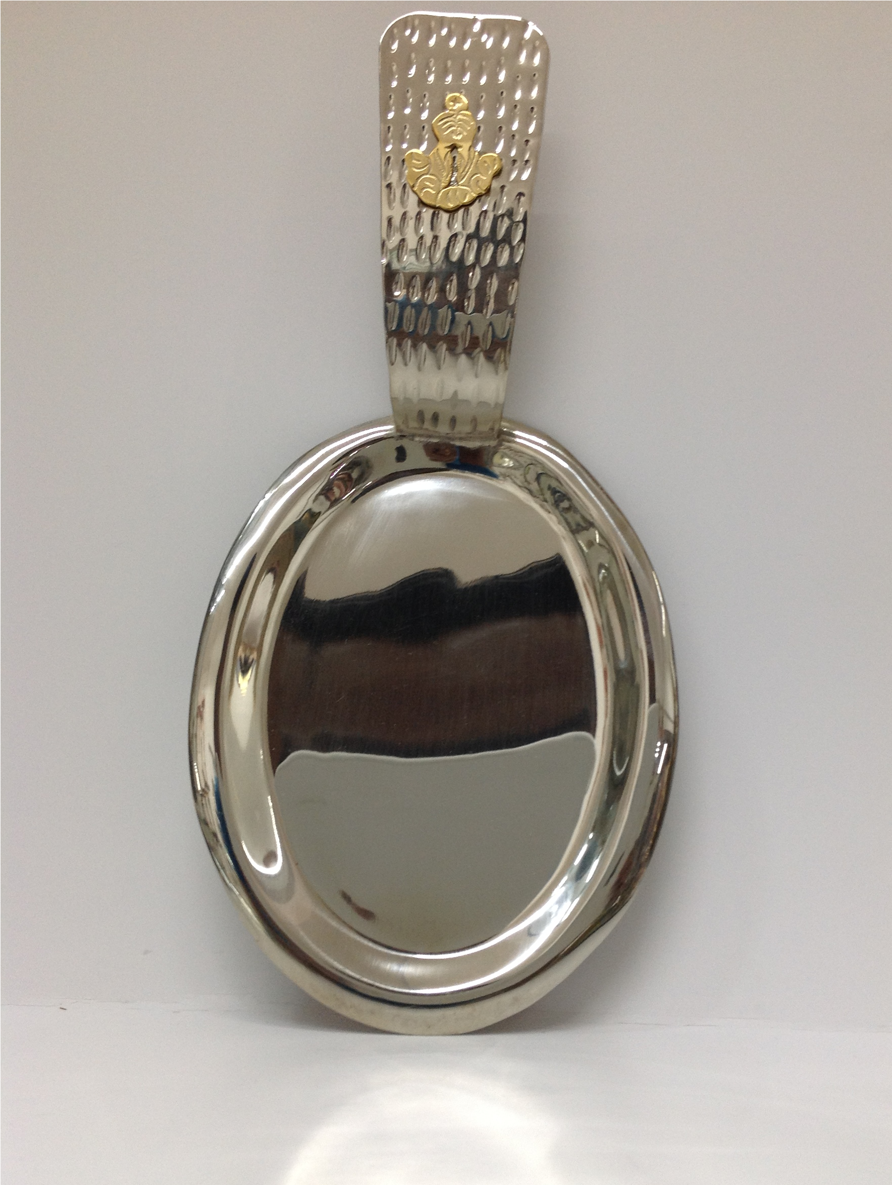 PLATILLO DE COMUNIÓN DE LATÓN CON BAÑO DE NÍQUEL