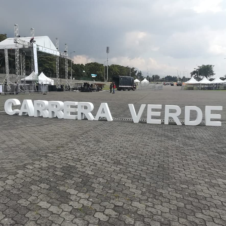 Cada letra en Alquiler
Medidas 80cm de Altura
40cm Profundidad
$35.000