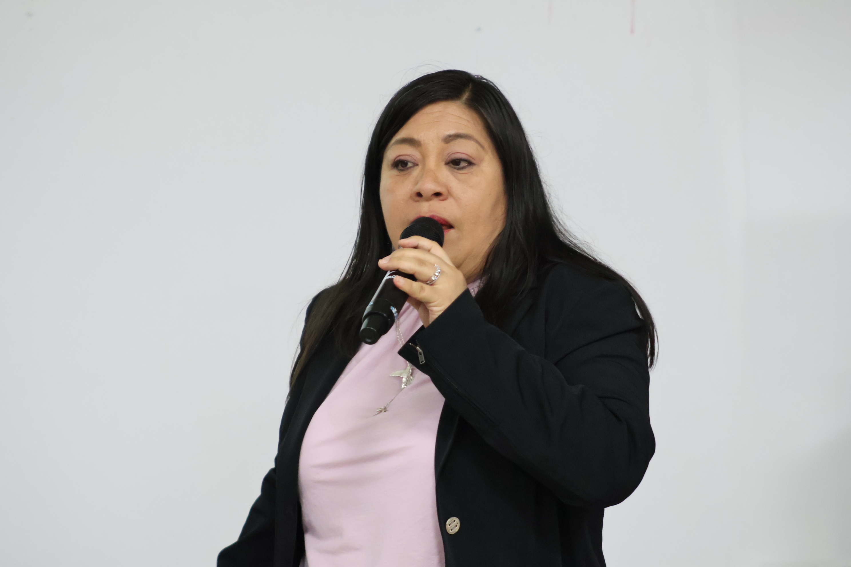 https://0201.nccdn.net/1_2/000/000/119/711/img_0276.jpg