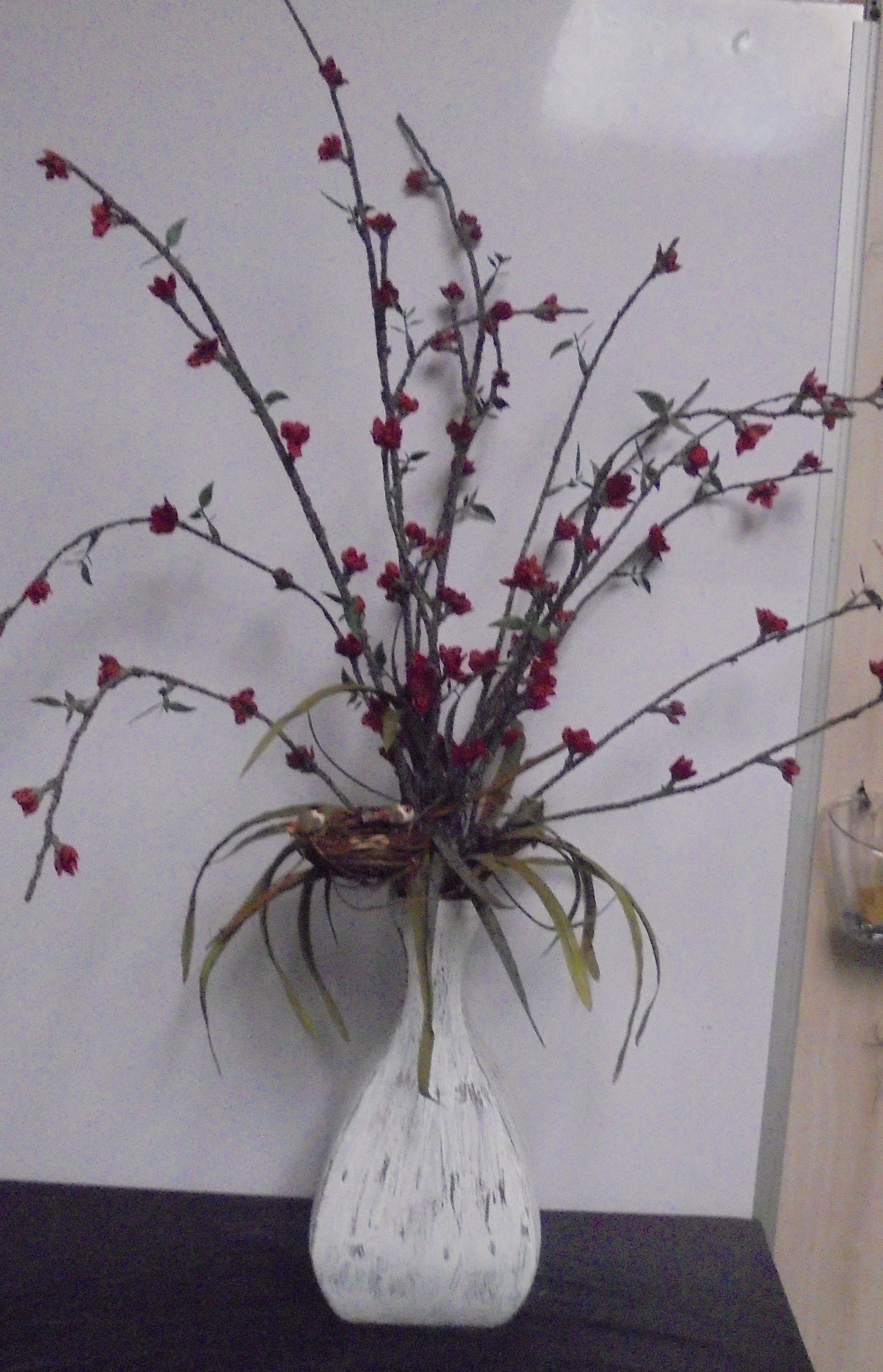 (15A) "Silk" Vase
W/ Bird-Nest
$40.00