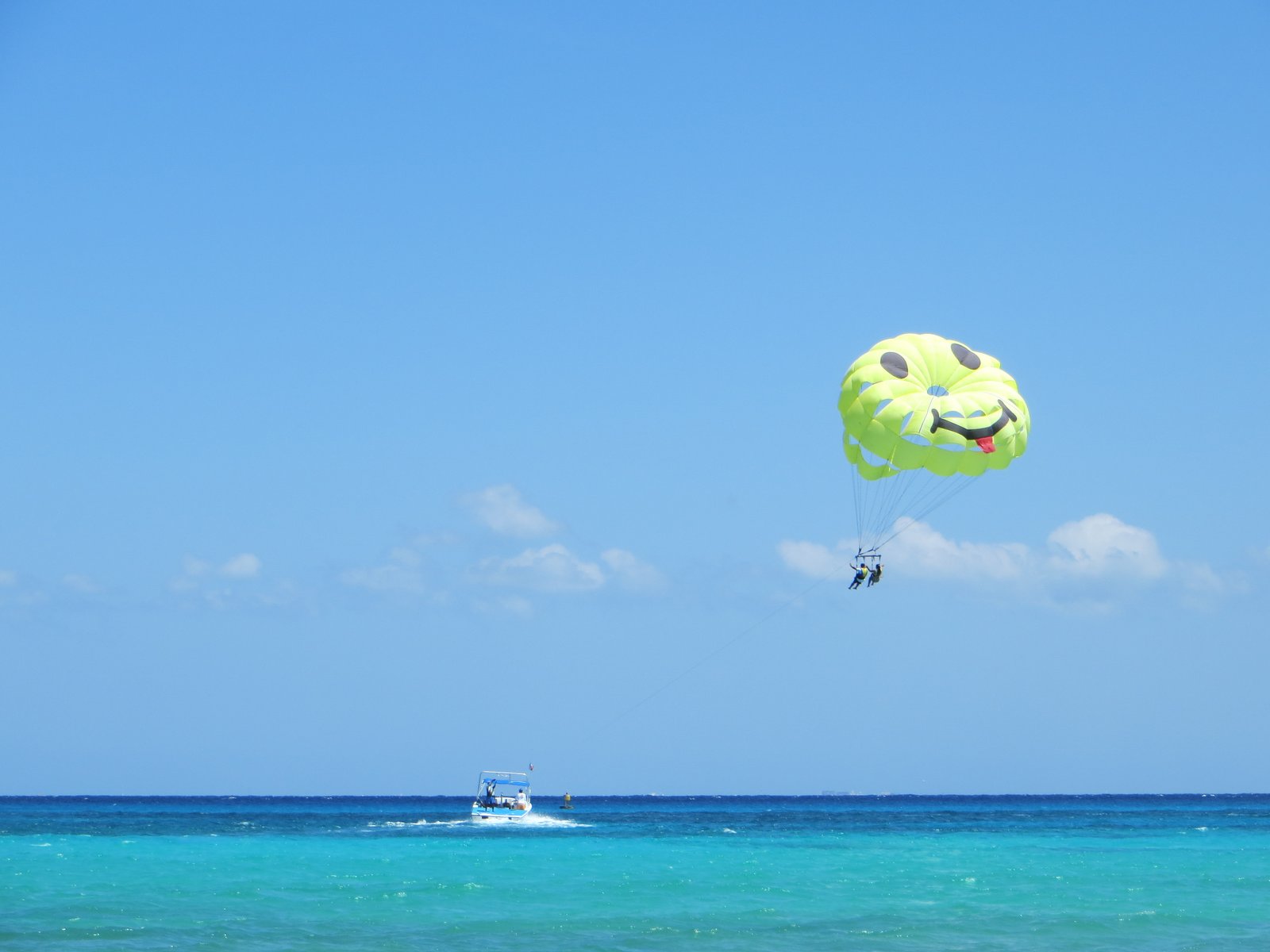 DISFRUTA EL AMOR EN LAS ALTURAS ¡¡¡