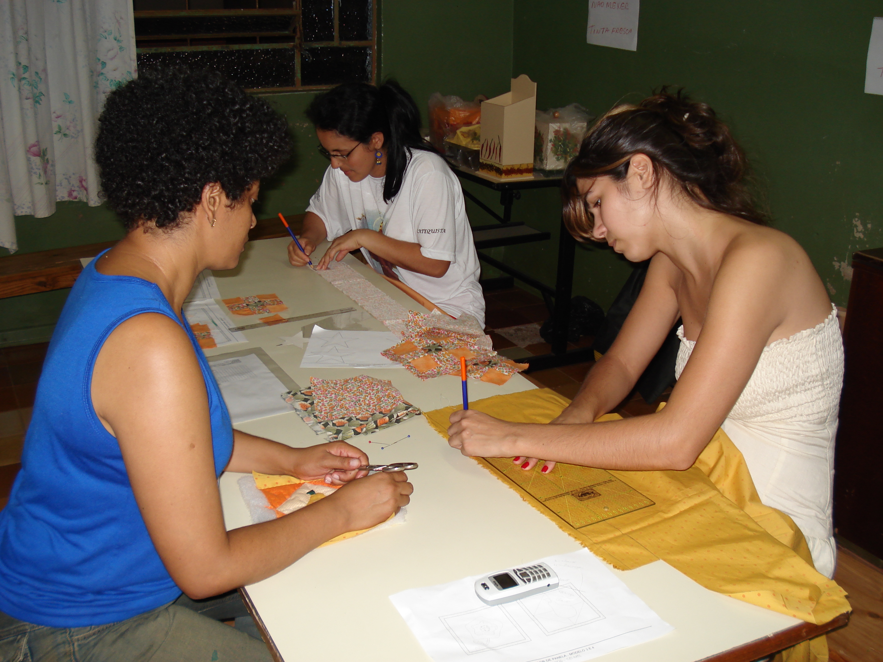 https://0201.nccdn.net/1_2/000/000/11d/086/SOMA-curso-de-artresanato-Rafaela-2006-001.jpg