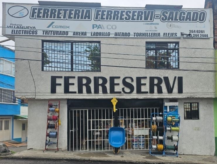 FERRETERIA A SU SERVICIO...