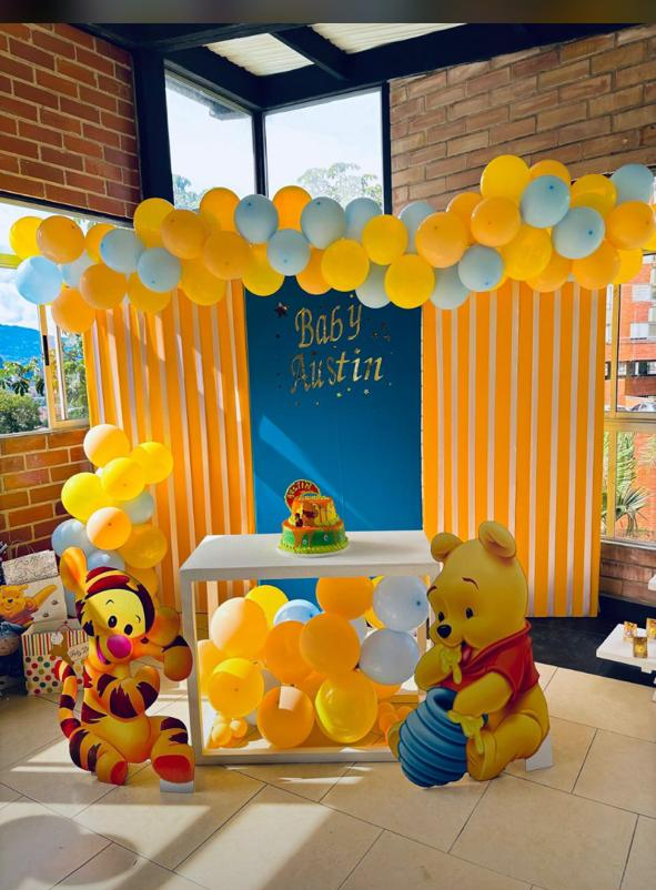 Altura 2.20m X 1.04m
Tapizada Azul celeste
$ 60.000
Amarillo&RayasBlancas $ 80.000
Precio unitario por modulo
(SE ADAPTA AL COLOR QUE GUSTE)