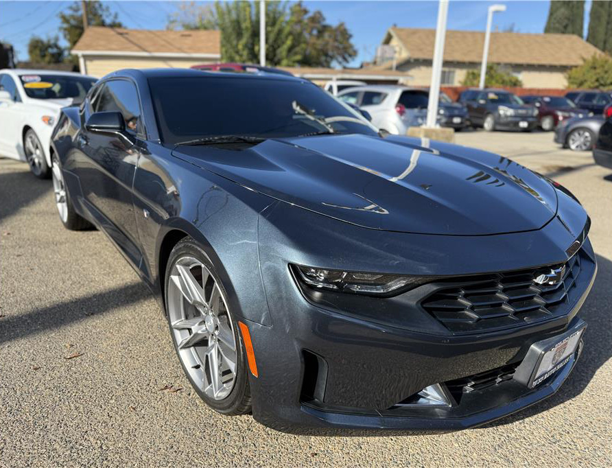 2020 Chevrolet Camaro LT Coupe 2D
Miles: 40,940
Drive: RWD
Trans: Automatic, 10-Spd
Engine: V6, 3.6 Liter
Exterior: Dark Gray
Interior: Black
Stock: 1615
VIN: 1G1FB1RS8L0102433