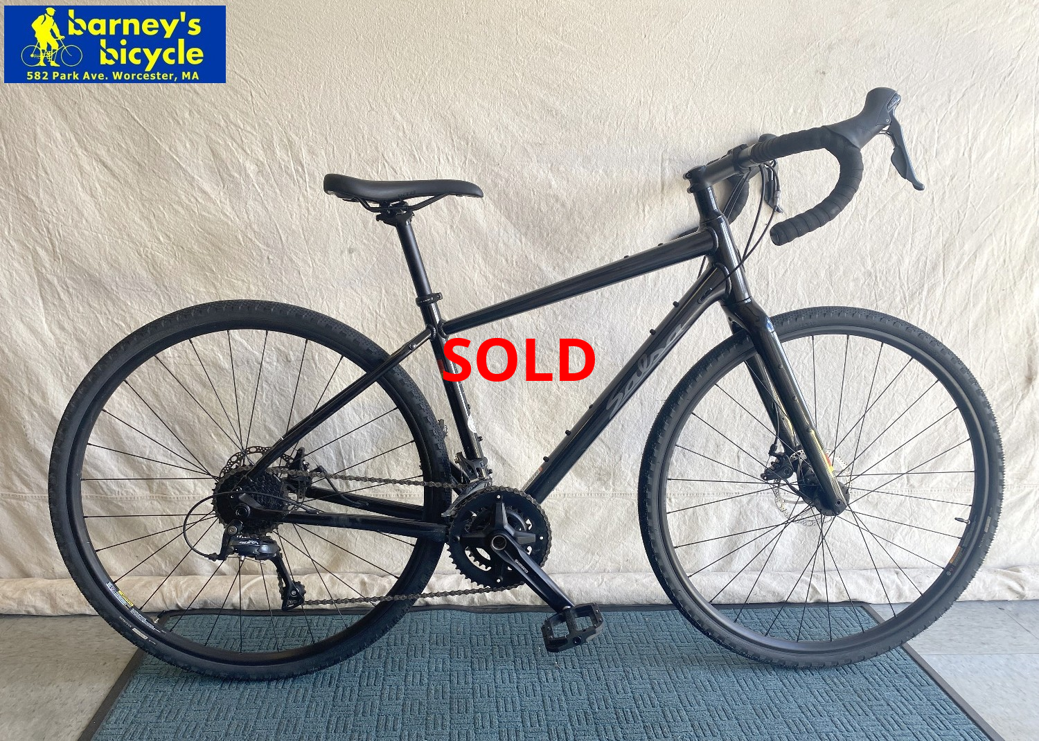 Salsa Journeyer (Gravel)
Frame Size: SM, Aluminum
Rider Height: 5'5-5'8
Drivetrain: Sora/Alivio 2x9
Price: $799.00 (Professionally Tuned)