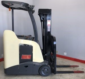 Montacargas  Contrabalanceado de operador a pie RC5500.