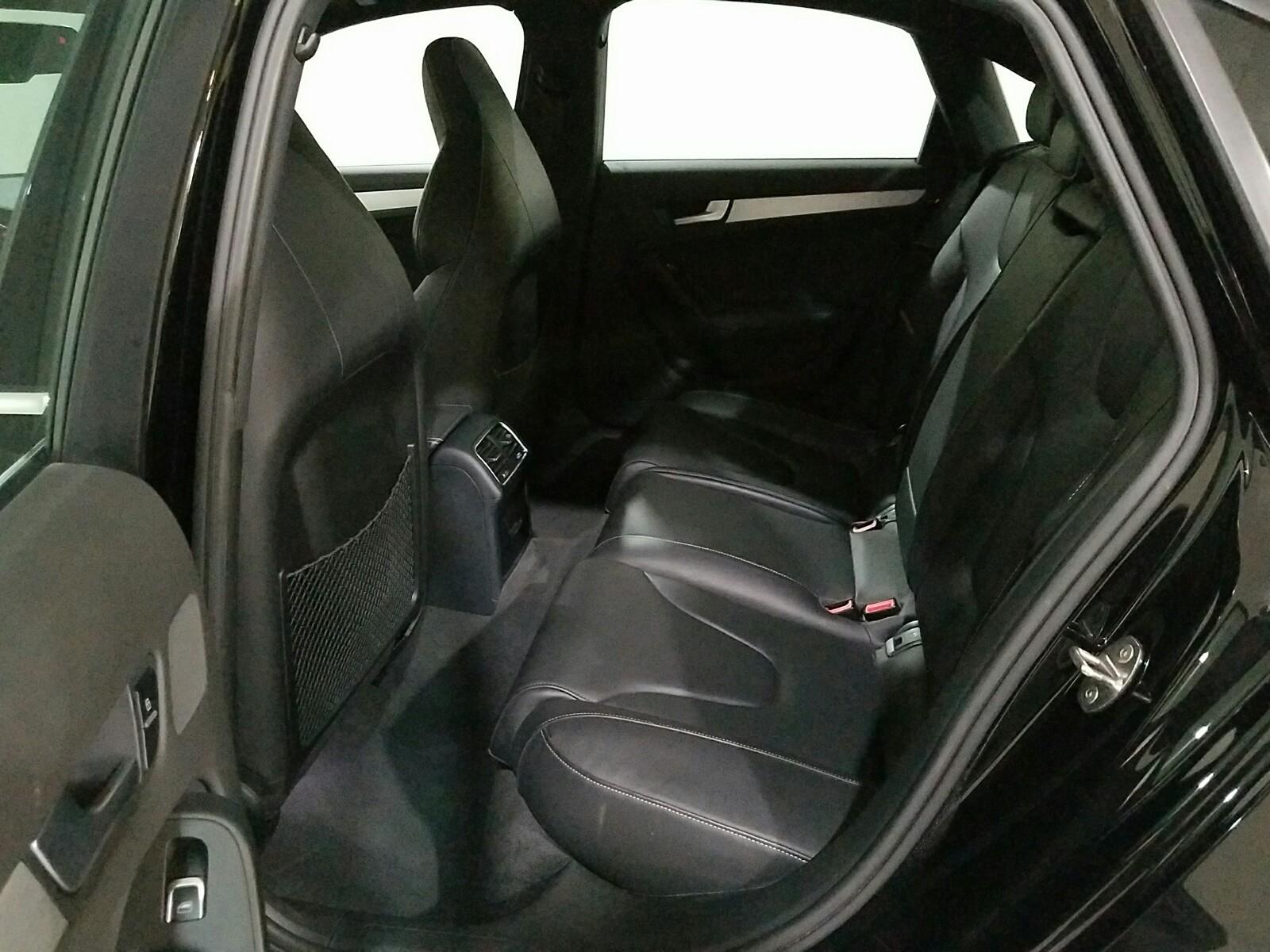 INTERIORREAR INTERIORREAR