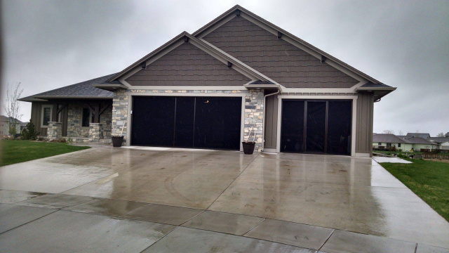 Residential Overhead Door Services Decatur Bloomington Forsyth Surrounding Areas In Central Illinois Midstate Overhead Doors Inc