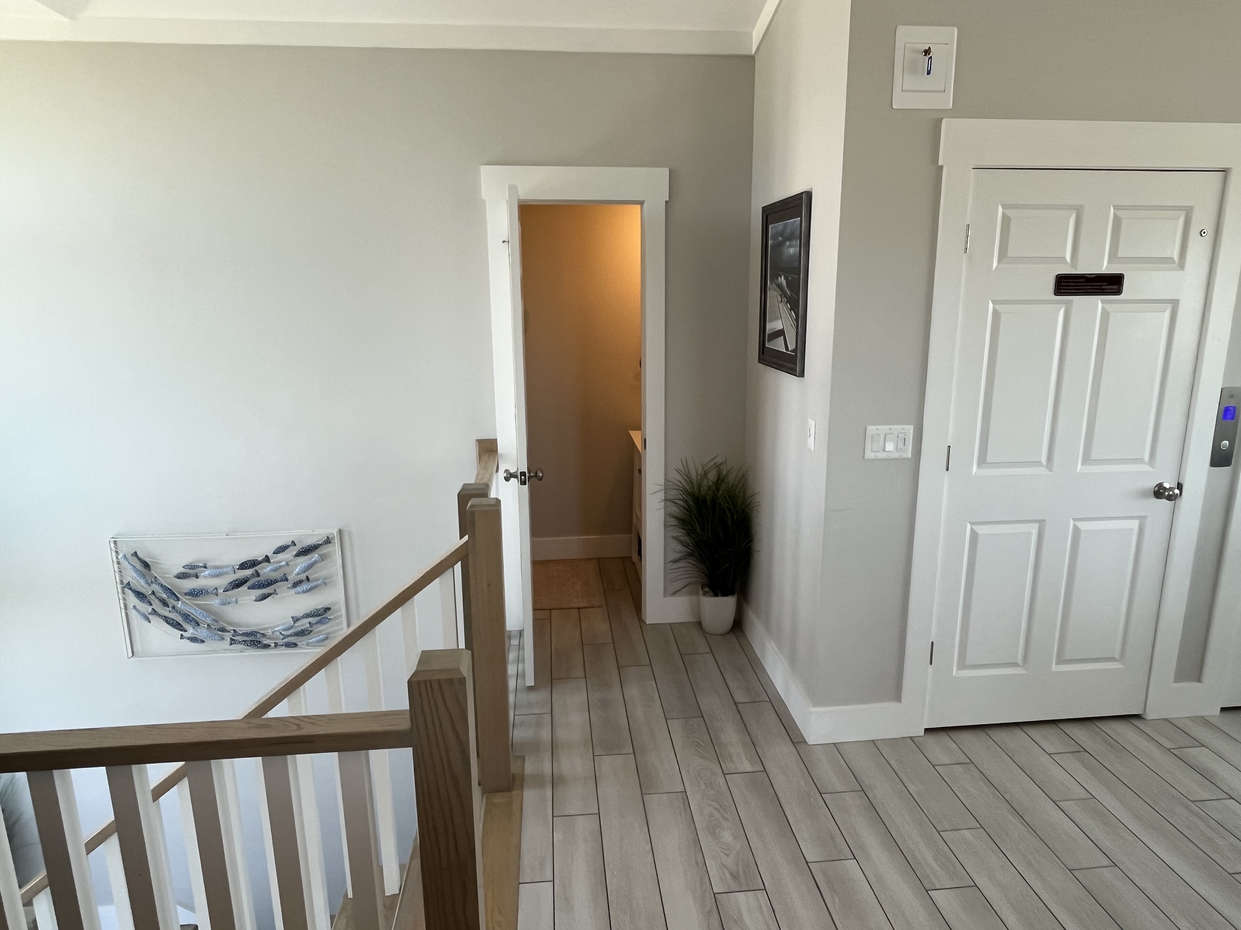 Second Floor 1/2 bath entrance