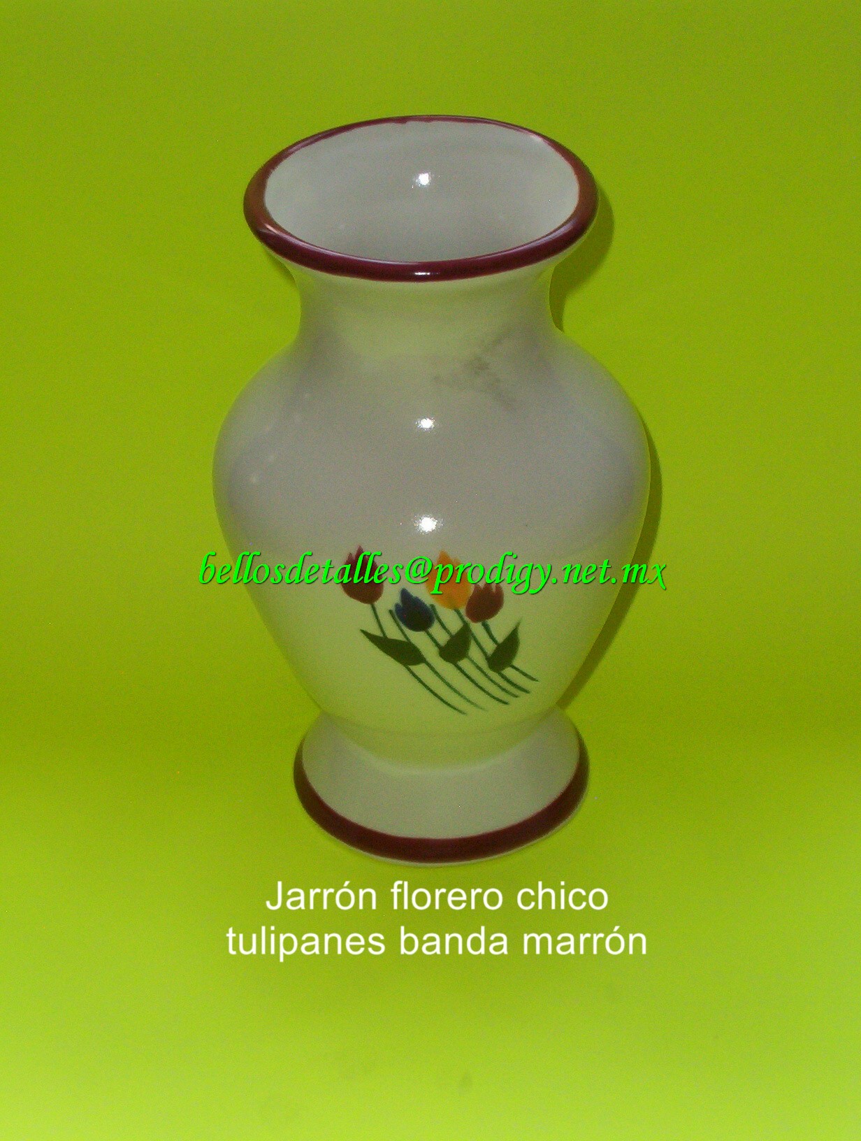 https://0201.nccdn.net/1_2/000/000/120/403/Jarr--n-florero-chico-tulipanes-banda-marr--n.jpg