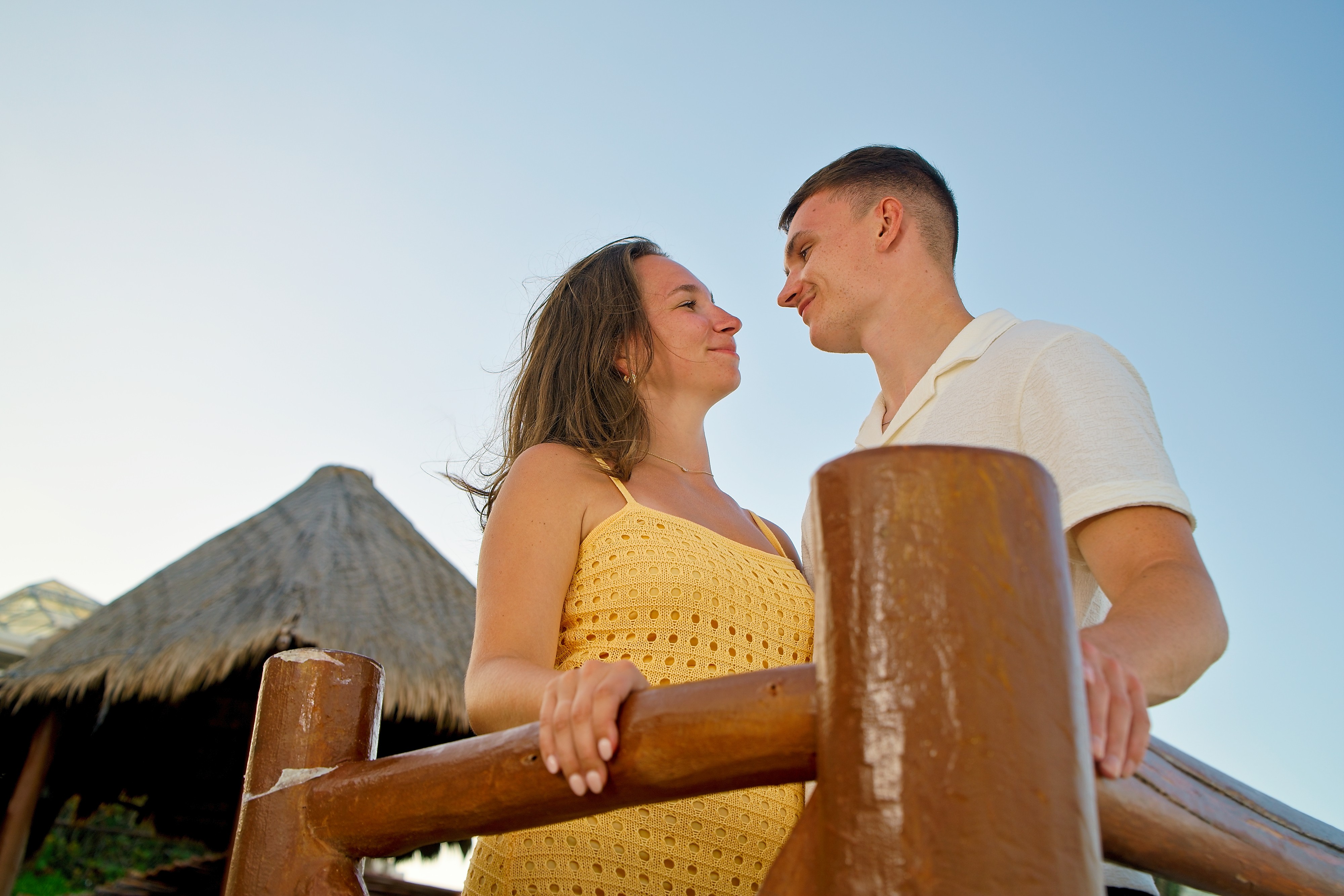 https://0201.nccdn.net/1_2/000/000/120/43d/engagement-moment-captured-%E2%80%93-proposal-photos32.jpg