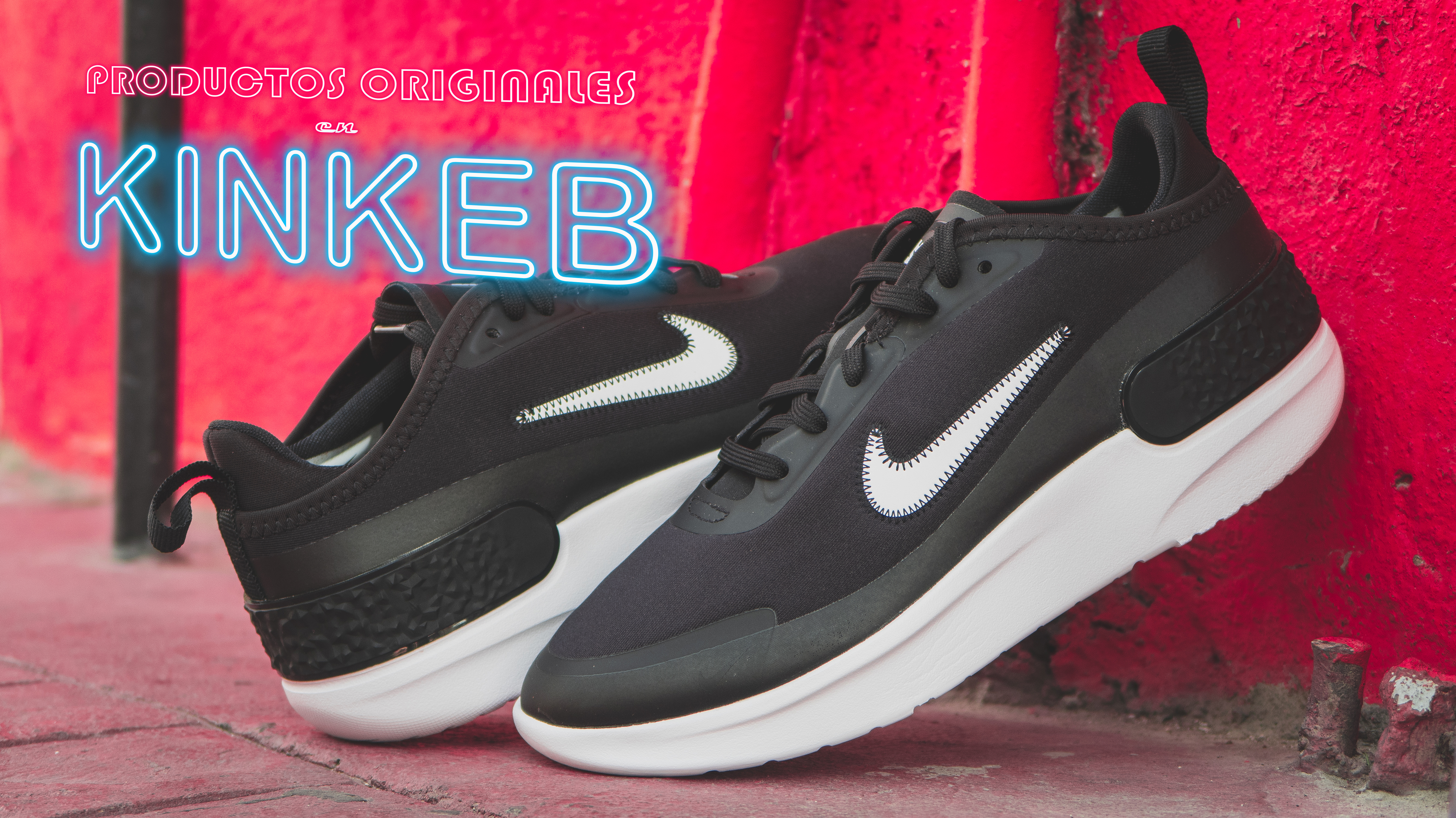 NIKE AMIXA