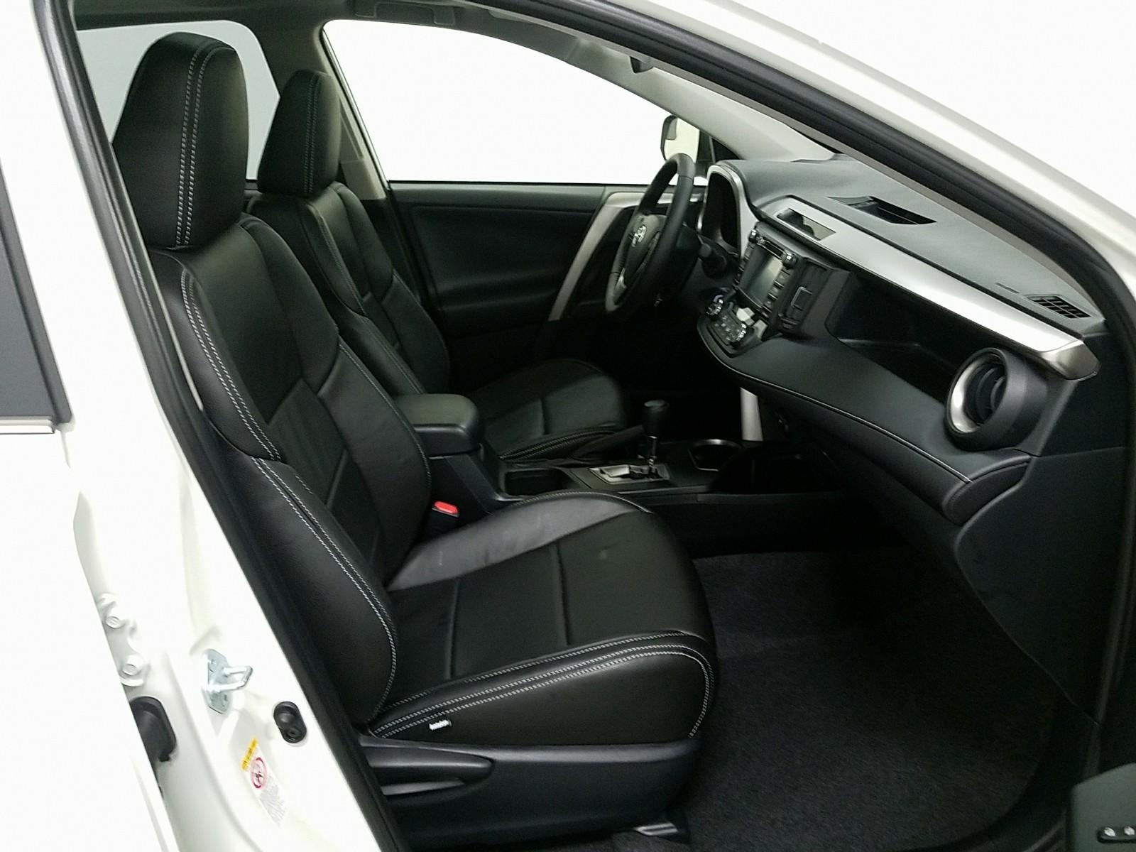 DRIVERDOORPANEL