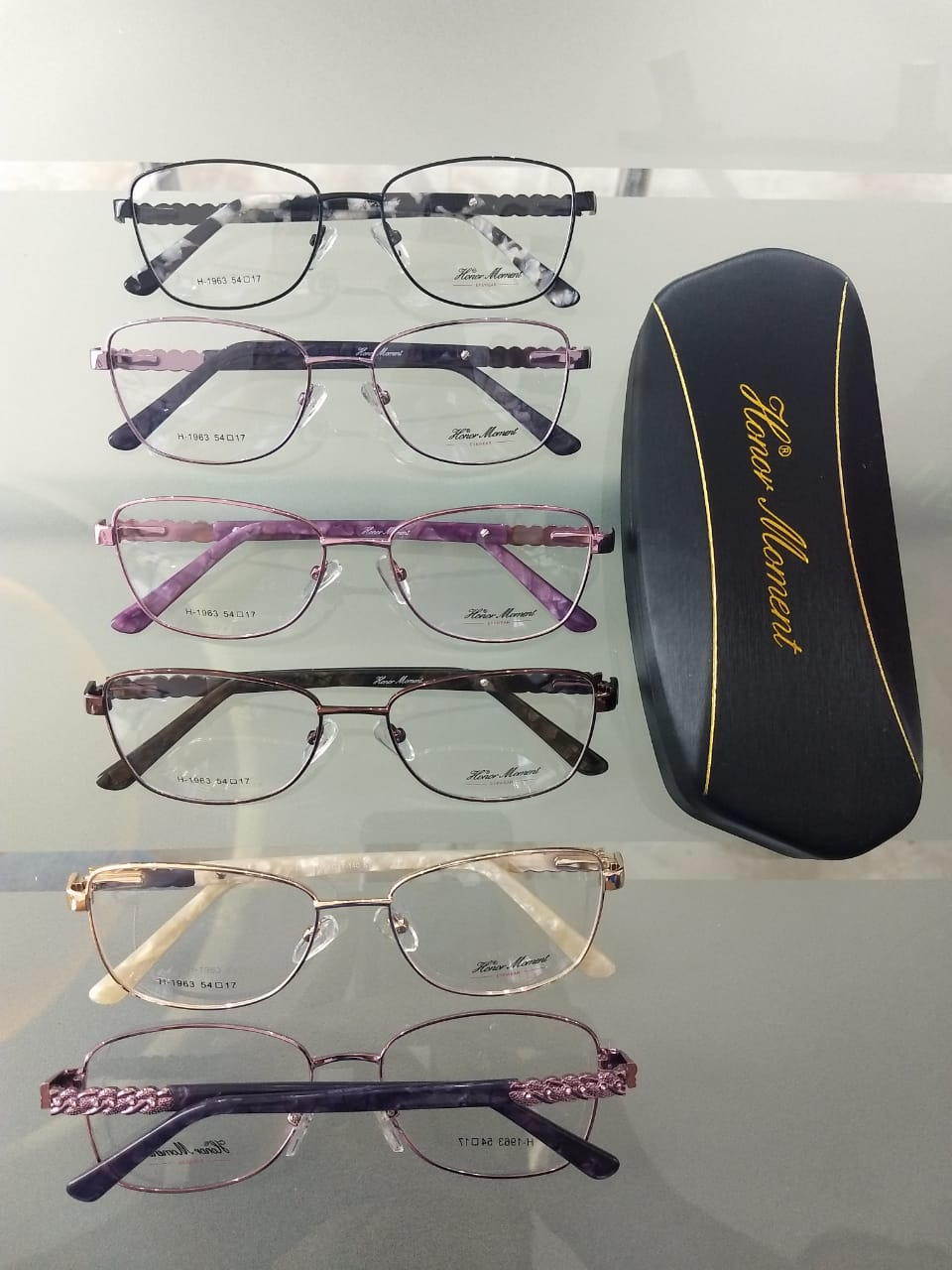 Modelo: H-1963
Colores: Rosa, Dorado, Gris, Cafe, Negro y Morado