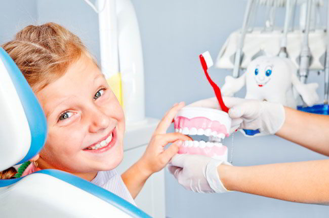 Dr. Eduardo Ovadia, Odontopediatra - Odontología infantil