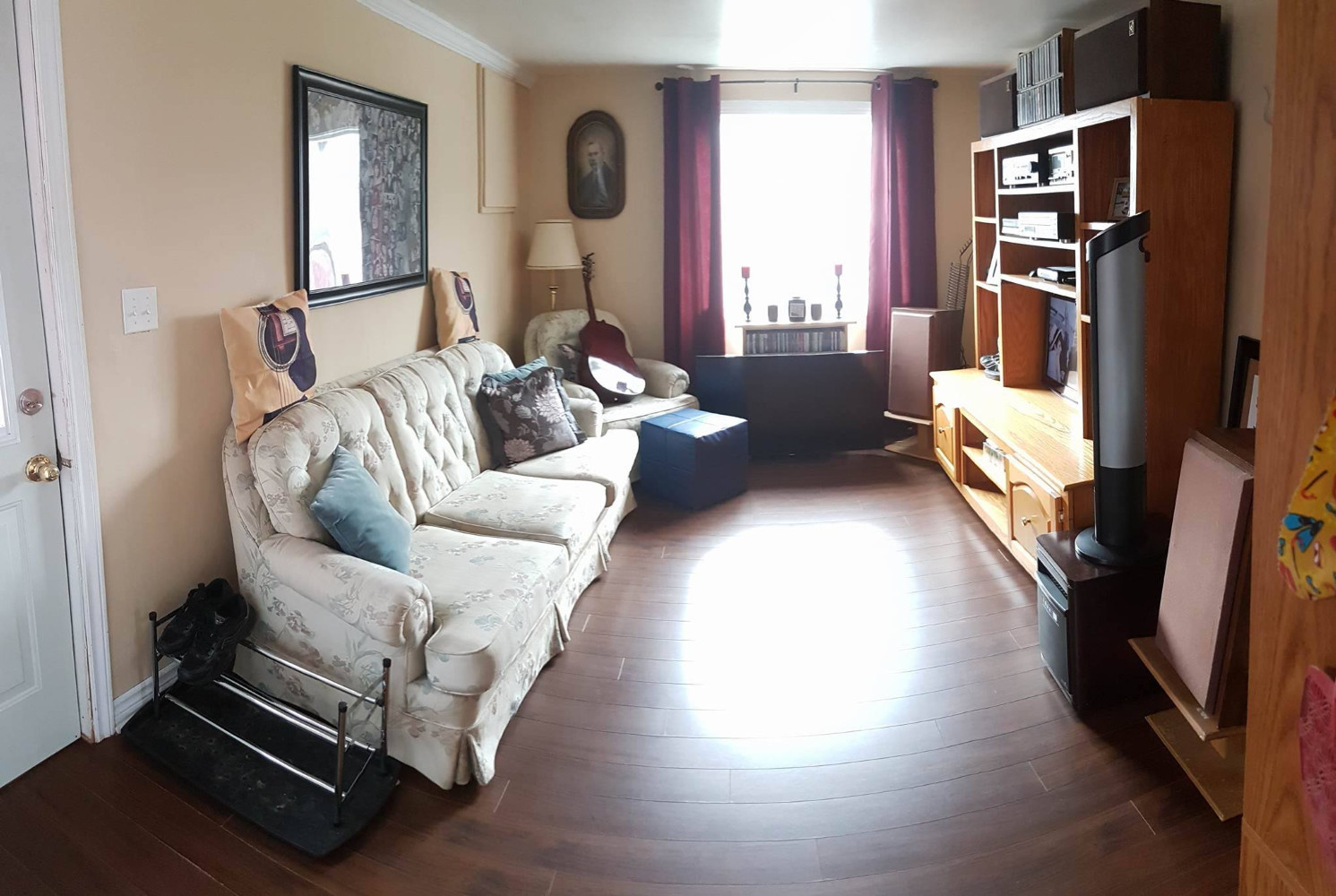 510 Milford #2 Living Room