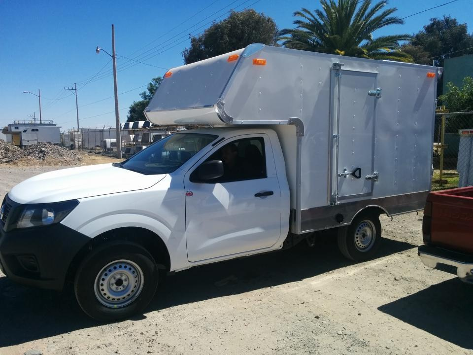 campers volado chasis nissan  