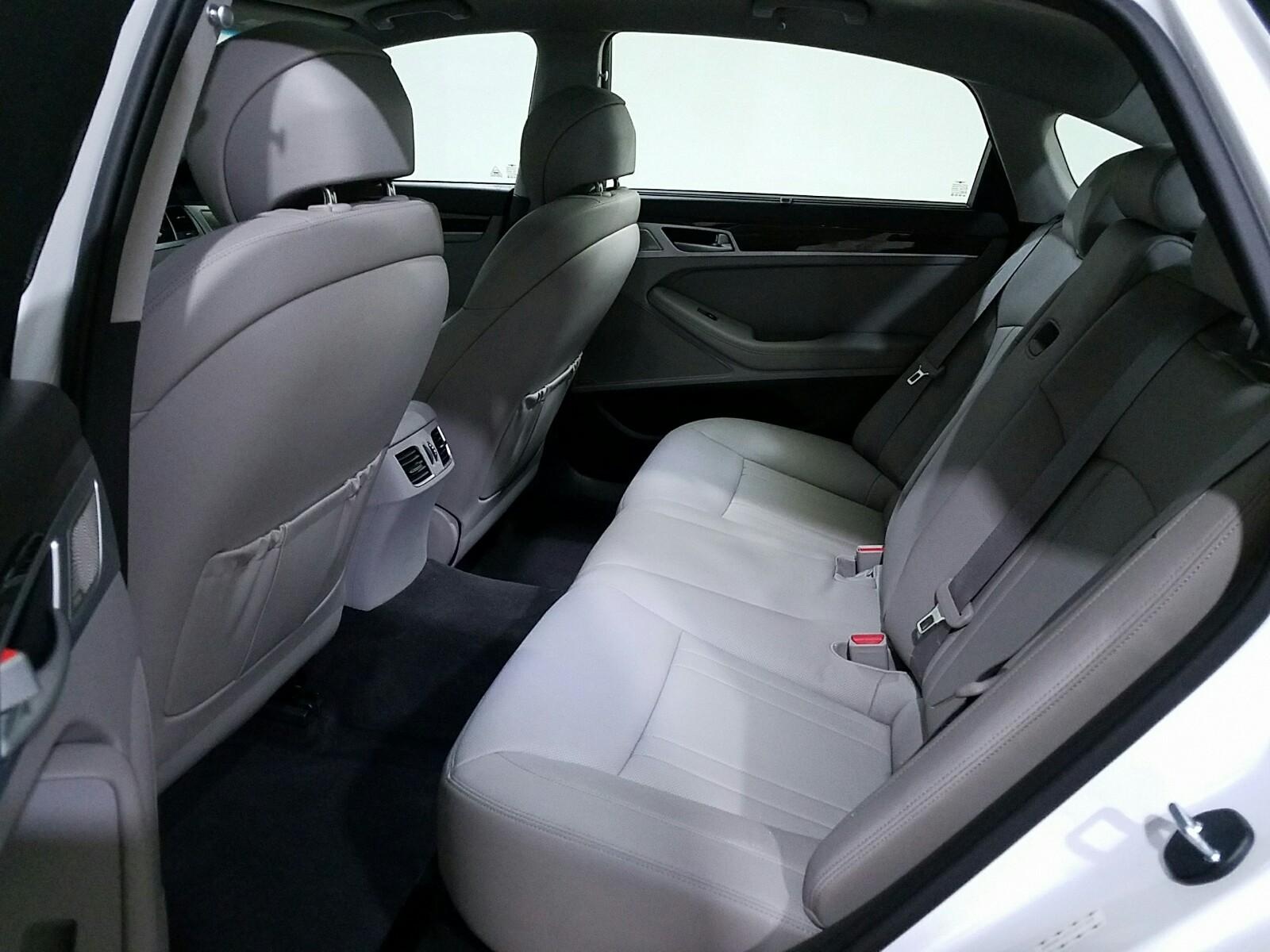 INTERIORREAR